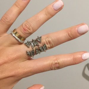 House of Harlow 1960 Arrow Affair stackable rings